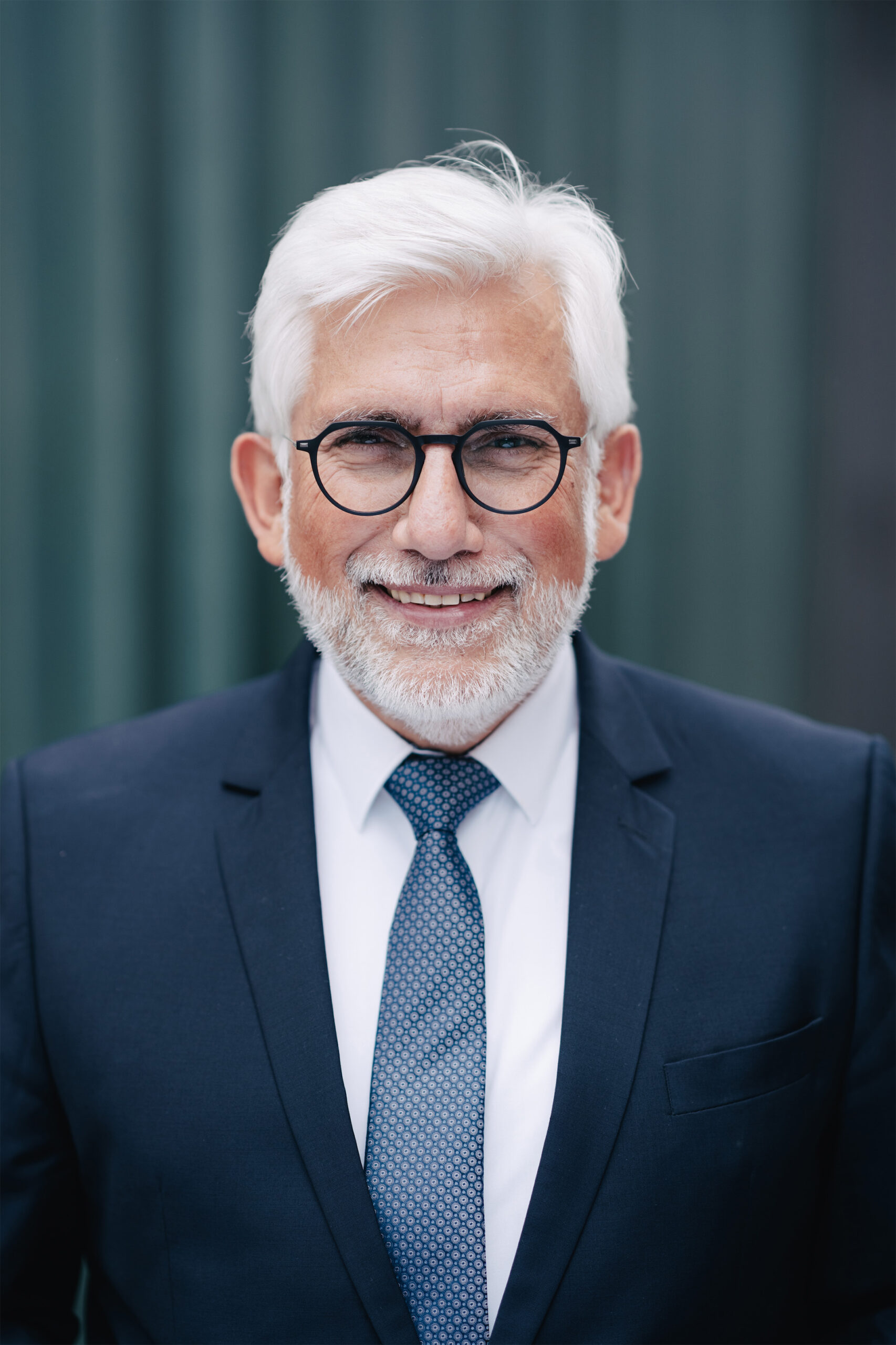 LUKAT_Portrait_3200PX
